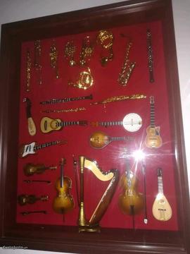 Colecção Miniaturas instrumentos Musicais
