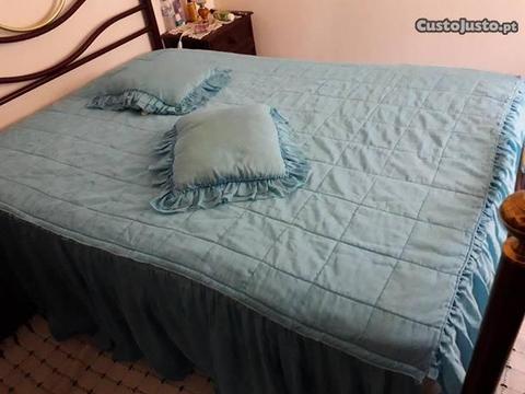 Conjunto Colcha+almofadas+cortinas em azul