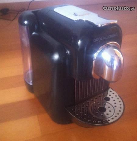 Máquina de café Delta Q