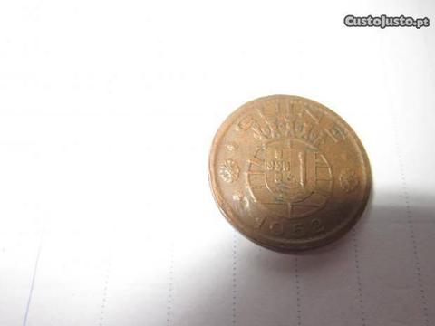 moeda muito antiga de 50 centavos Guiné 1952