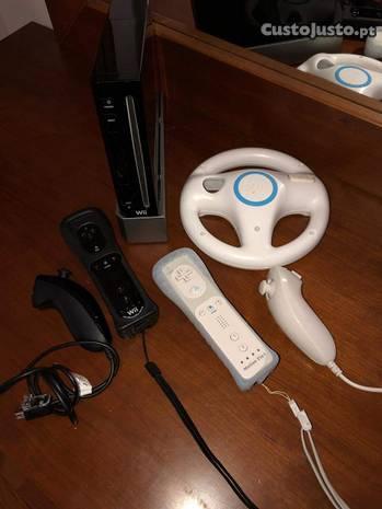 Wii+2 comandos + 5 jogos + volante