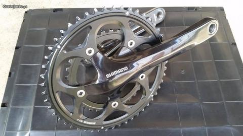 Pedaleiro Shimano 50/34 com cranks de 175mm