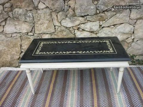 Mesa centenária / antiga