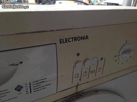 Electronia RP600,máquina de lavar roupa de ocasião