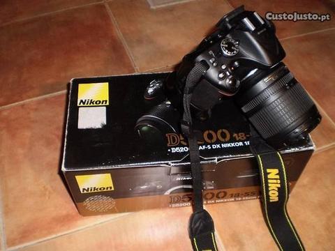 Nikon D5200+Objectiva 18-105+Grip