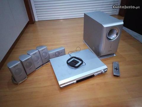 Home Cinema Panasonic com 5 colunas+subwoofer