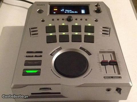 SONY Minidisc MDS-DRE1 Record/Player Digital Remix