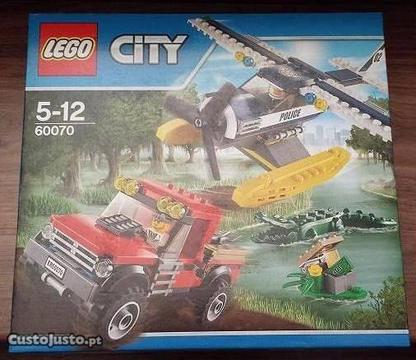 Lego city 60070 - perseguição hidroavião - novo