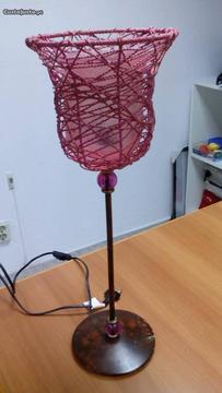 Candeeiro de mesa