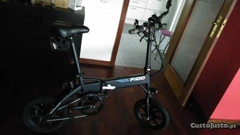 Bicicleta elétrica