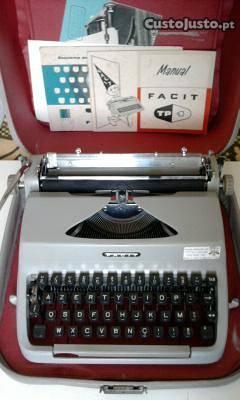Máquina de escrever Facit TP1