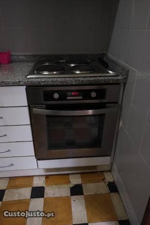 Placa e forno de encastrar eléctricos