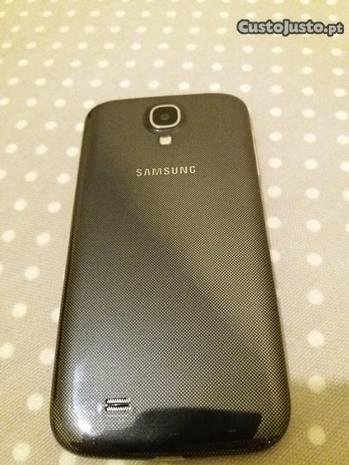 Samsung Galaxy S4, de 2015, como novo