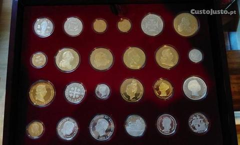 Colecção de 24 medalhas História Moeda Portuguesa
