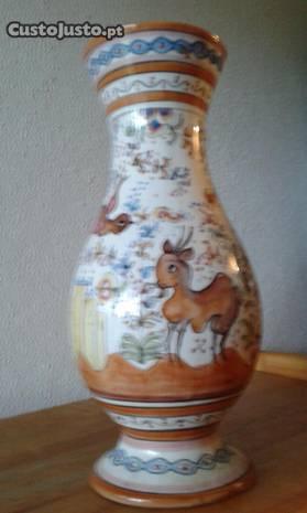 Jarra de porcelana pintada à mão, muito antiga