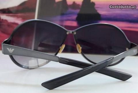óculos de sol pretos - Giorgio Armani