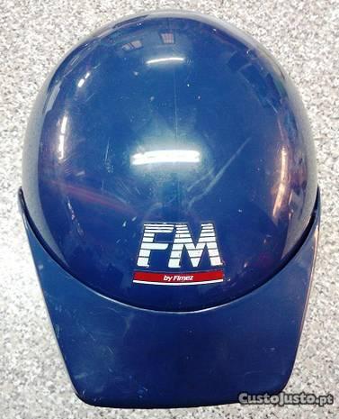 Capacete FM