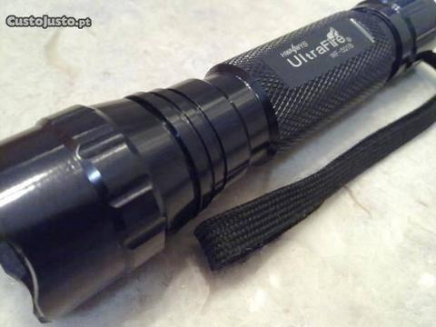 Lanterna UItraFire 1000 Lumens CREE XM-L T6 501B L