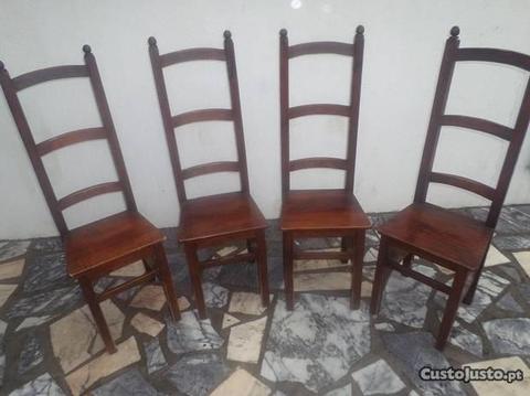 4 cadeiras madeira vintage