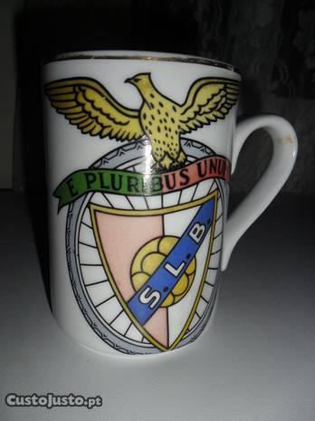 Caneca antiga do Benfica, Porcelanas AM Aveiro