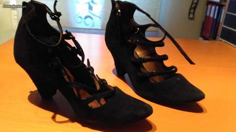 Sapatos pretos Zara 37