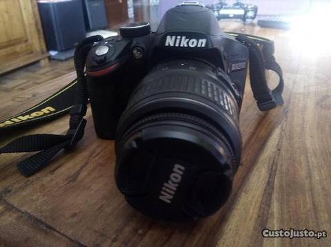 Máquina fotográfica digital Nikon D3200