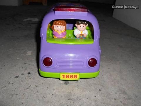 Brinquedo carro