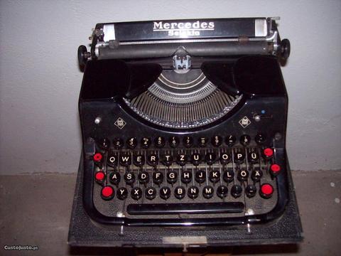 Maquina de escrever Mercedes de 1920