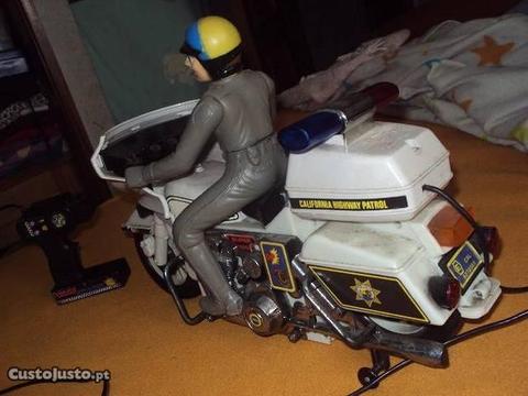 miniatura mota da police