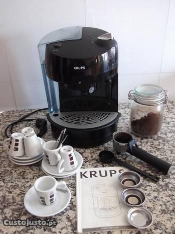 Máquina de café expresso Krups cappuccino + 6 cháv