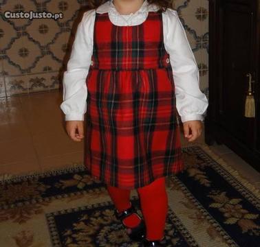 Vestido escocês, 4 anos