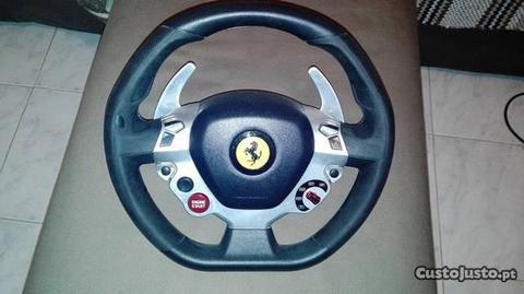 Replica do Ferrari 458 + pedais (Thrustmaster)