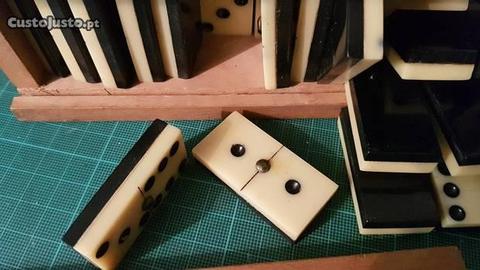 peças de dominó