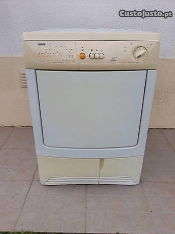 Maquina secar roupa condensação
