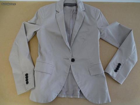 Casaco curto (blazer) bege (senhora)