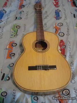 Guitarra artesanal