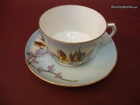 Chávena em porcelana V.A. azul