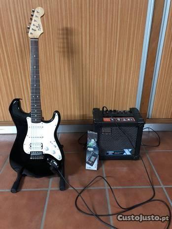 Guitarra Fender Squier + Amplificador + Mala