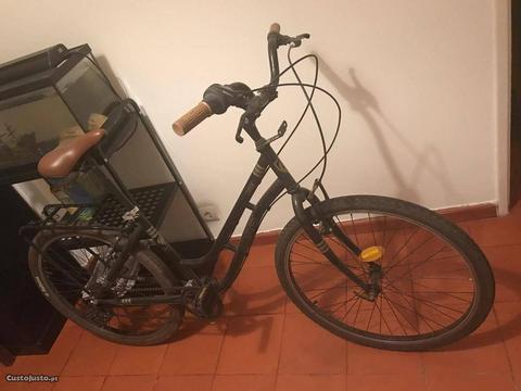 Bicicleta Cruiser Feminina Berg