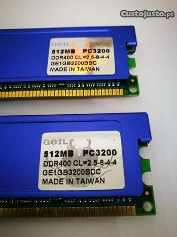 Memórias RAM Geil 2x512Mb