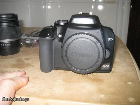 Máquina Fotogrática Canon EOS 1000 D, Nova