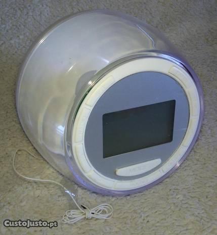 Rádio Despertador com Luz de Fundo LCD (Embalado)