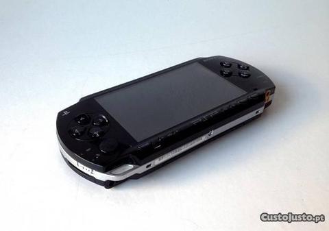 PSP- PlayStation Portable (com carregador e bolsa)