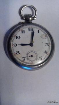 antigo relógio de bolso da marca C.CRETTIEZ