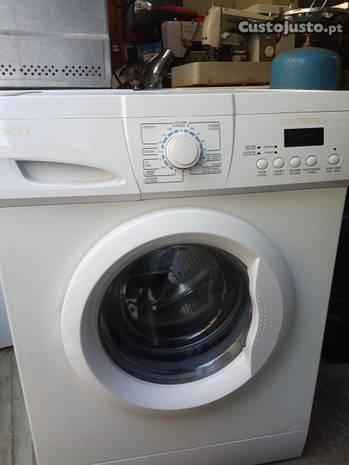 Máquina de lavar roupa jocel