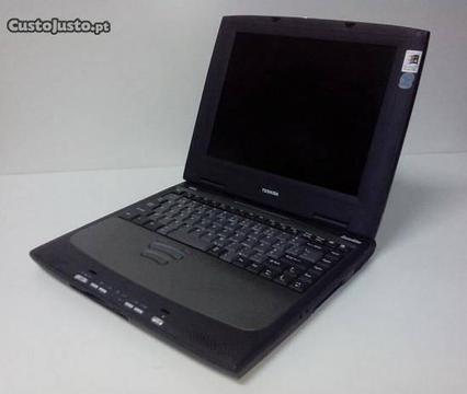 Portátil Toshiba S1710 PS171E-01J93-PT