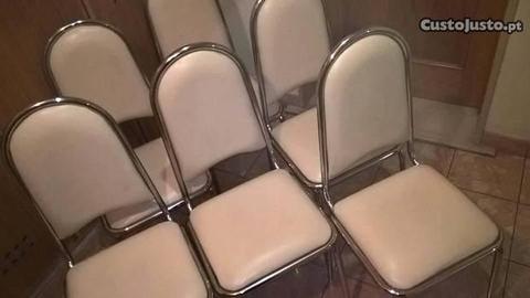 Cadeiras Cromadas em Ecopele - Vintage (rodustas)