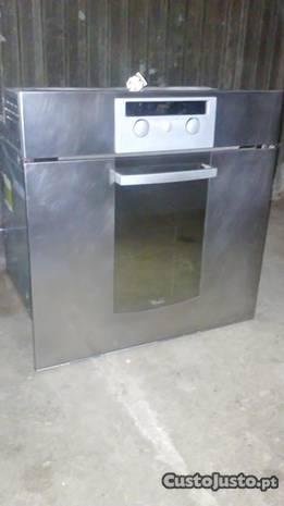 Forno elétrico whirlpool INOX