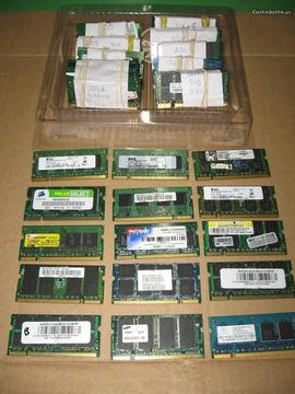 Memórias DDR2 e DDR3 para portáteis