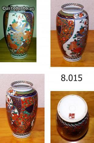 Conjunto de 3 jarras de porcelana